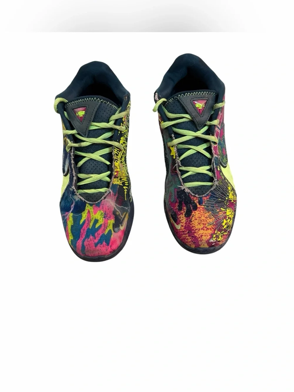 Nike LeBron 22 Bryce’s World Multicolor Graffiti Maximalism Boys Sz 7 Sneakers